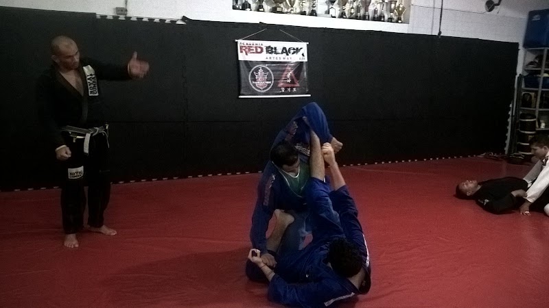 Academia RED BLACK - Academia em Picanço, Guarulhos/SP - Foto 4