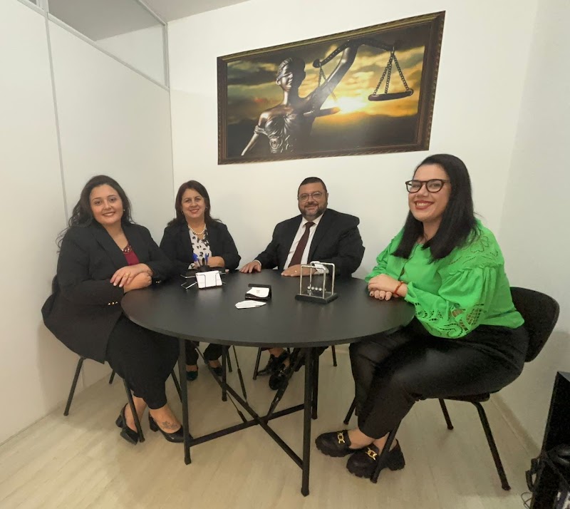 Mendes & Ferreira Advogados