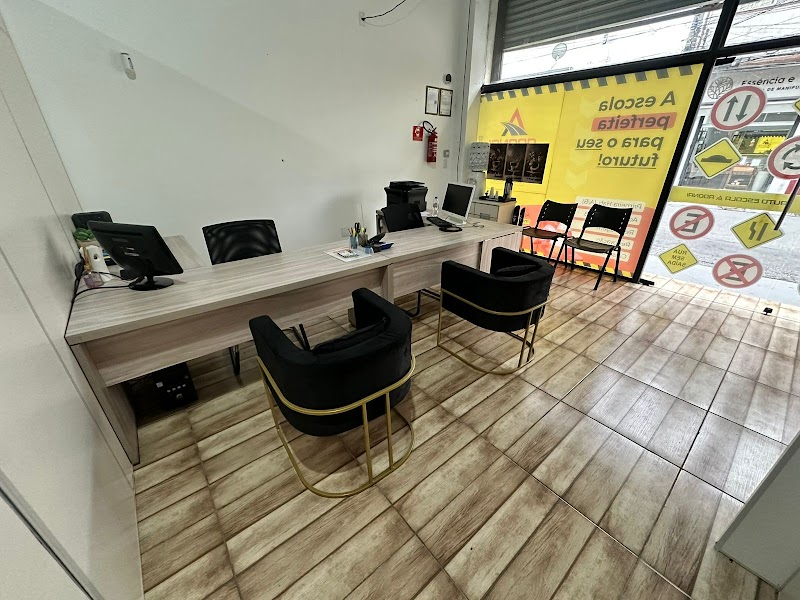 Auto Moto Escola Adonai - Autoescola em Centro, Guarulhos/SP - Foto 4