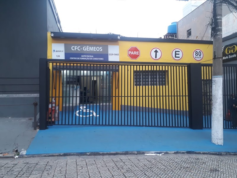 Auto Moto Escola Gêmeos - Autoescola em Centro, Guarulhos/SP - Foto 3
