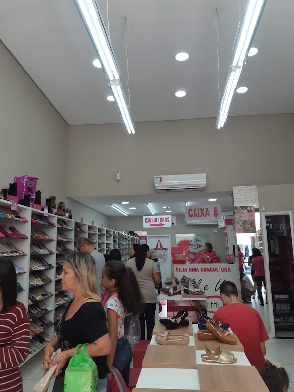 Mil e Uma Sapatilhas - Calçados em Centro, Guarulhos/SP - Foto 5