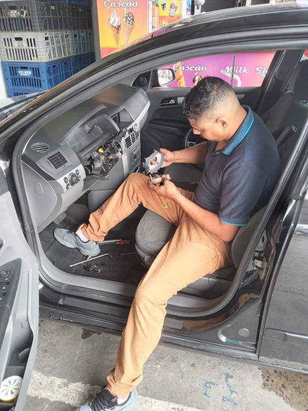 Foto 6 de Chaveiro Entre Colunas