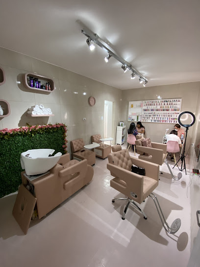 Morena Flor Estética