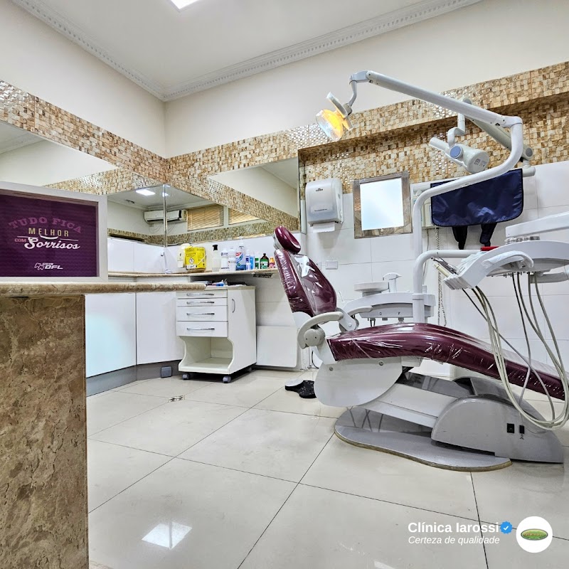 Dentista Iarossi | Clínica de Odontologia - Clínica Odontológica em Centro, Guarulhos/SP - Foto 2
