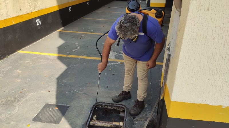 Dedetizadora Oliveiras Unipessoal Ltda - Dedetizadora em sem-bairro, Guarulhos/SP - Foto 2