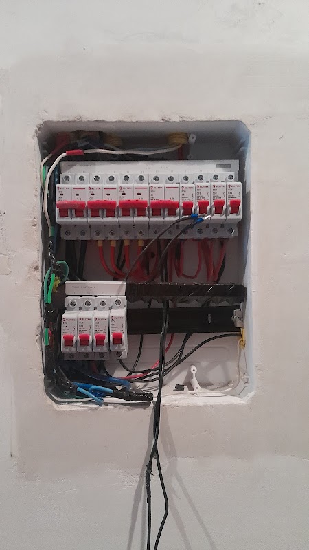 Marcos Eletricista Residencial & Comercial - Eletricista em Bonsucesso, Guarulhos/SP - Foto 2