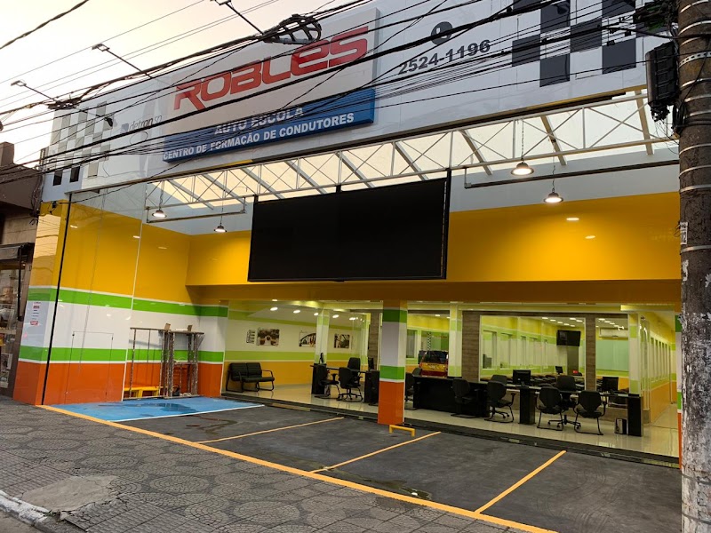 Auto Escola Robles - Escola em Centro, Guarulhos/SP - Foto 2