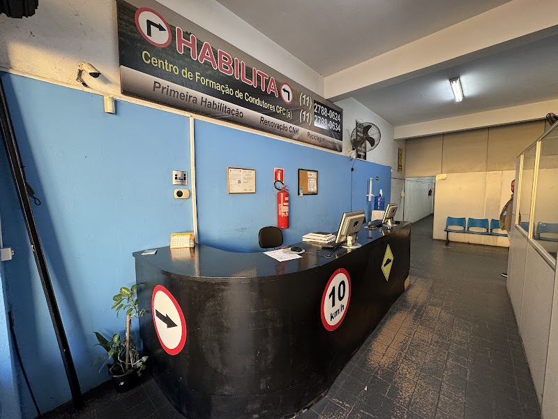 C.F.C. (A) Habilita - Escola em Centro, Guarulhos/SP - Foto 3