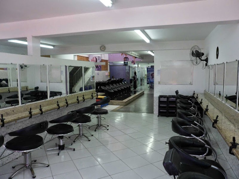 Foto 6 de Instituto Embelleze Centro Garulhos