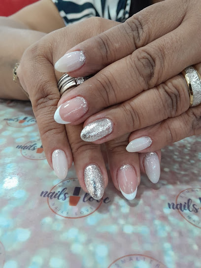 Nails Love