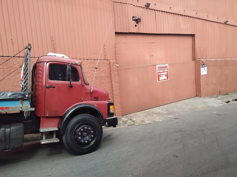 Foto 6 de Luxalum Esquadrias Alumínio Indústria Comércio