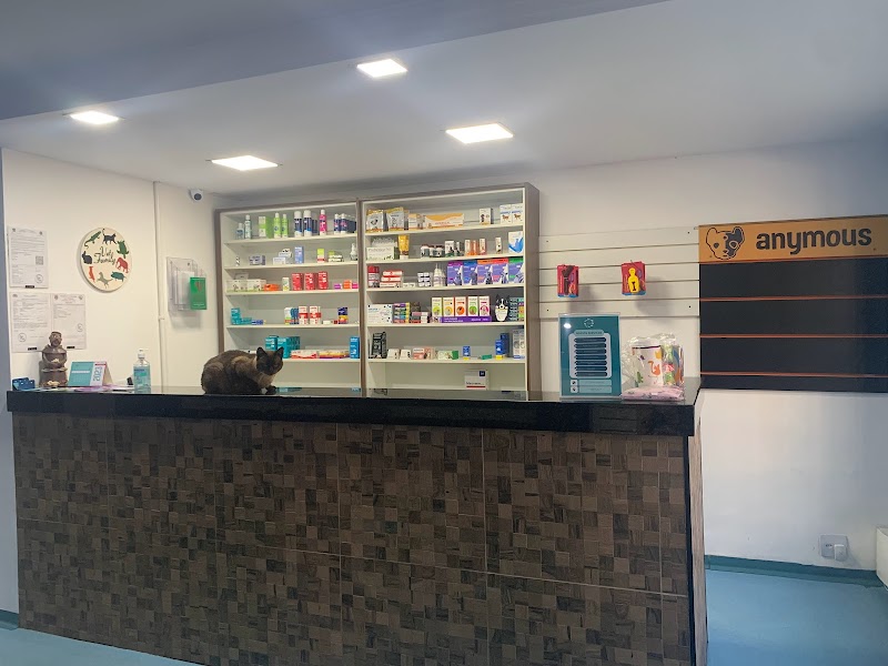 Vet Family • Clínica Veterinária em Guarulhos - Farmácia em Centro, Guarulhos/SP - Foto 5