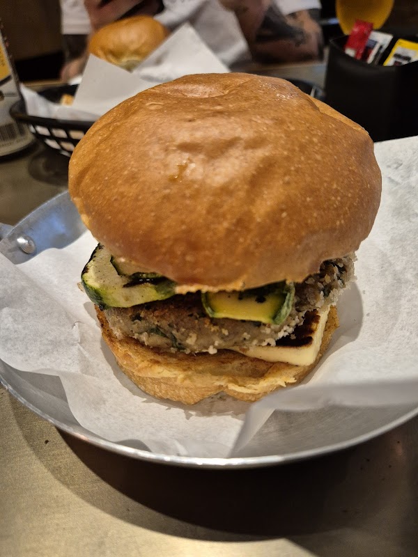 Niú Burger 3 Beer - Hamburgueria em Centro, Guarulhos/SP - Foto 2