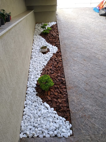 Terra&Cia Paisagismo e Jardinagem