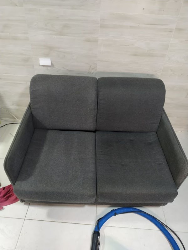 Limpeza de Sofá Limpinho Impermeabilização de Sofá Higienização de Sofá - Lavanderia em Gopoúva, Guarulhos/SP - Foto 4