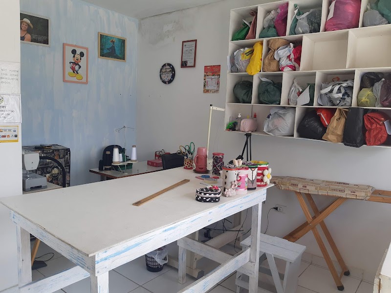 Ateliê Da Fê Consertos & Ajustes De Roupas - Loja de Roupas em Centro, Guarulhos/SP - Foto 3