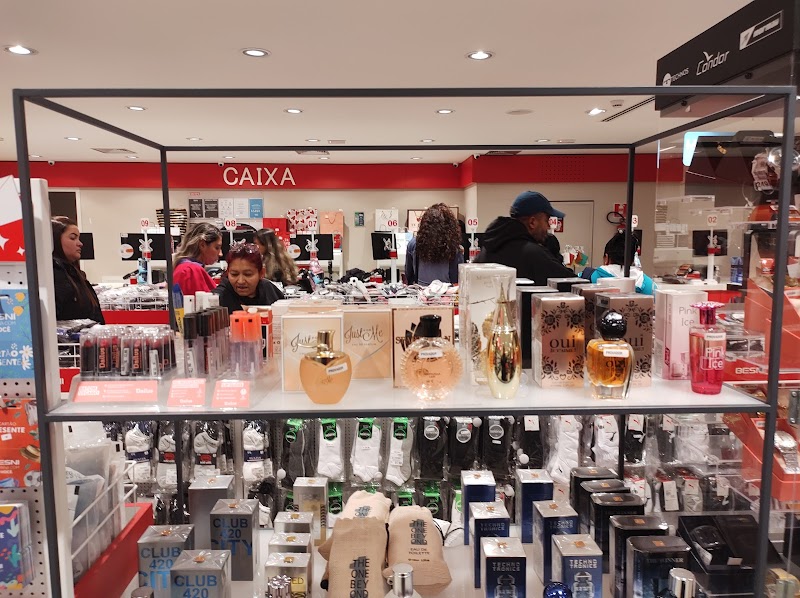 Besni - Loja de Roupas em Centro, Guarulhos/SP - Foto 4