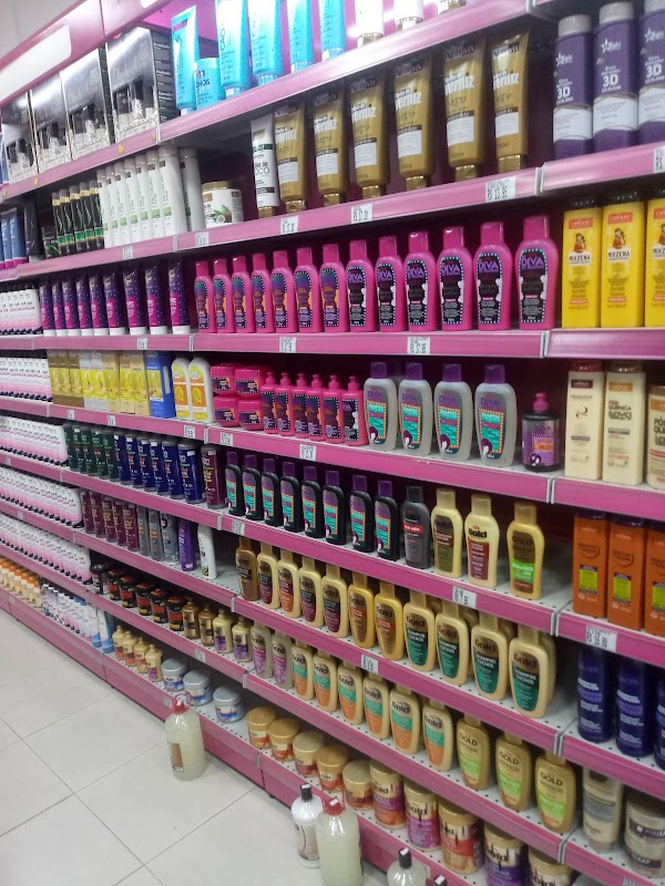 Cosmetic & Company Perfumaria - Loja de Roupas em Tranquilidade, Guarulhos/SP - Foto 3