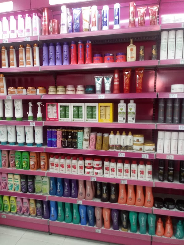 Cosmetic & Company Perfumaria - Loja de Roupas em Tranquilidade, Guarulhos/SP - Foto 5