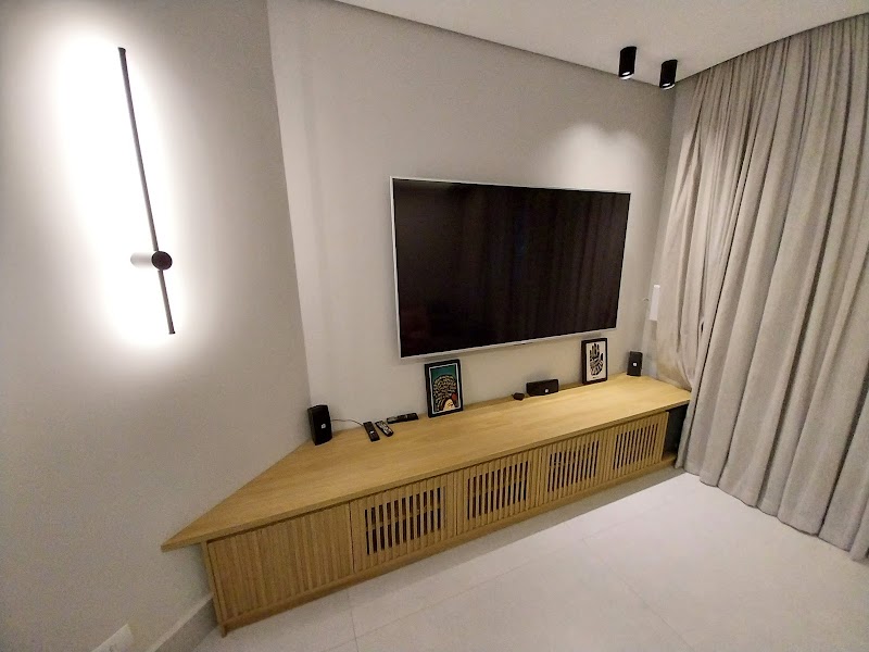 Detalhes Indústria e Comércio Móveis