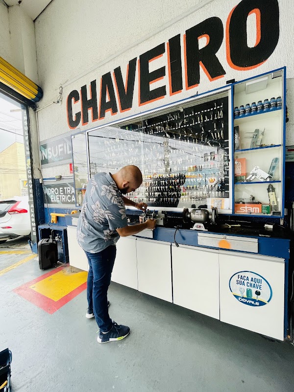 DECCO Eletrochave Chaveiro Insulfilm Som e Acessórios Chaves Codificadas - Chaveiro Decco - Oficina Mecânica em Bom Clima, Guarulhos/SP - Foto 3