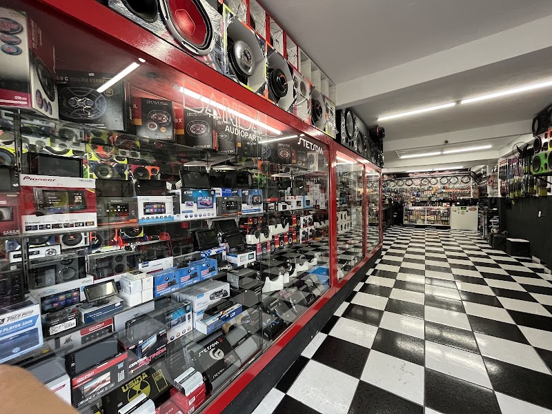 Class Audio - Insulfilm, Som, Alarme e Acessórios para Carros - Oficina Mecânica em Bonsucesso, Guarulhos/SP - Foto 2