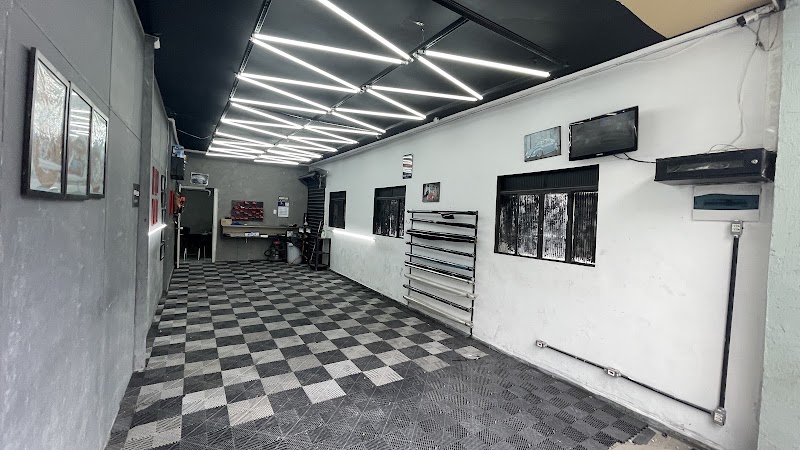 Amplacar reparação e Insulfilm automotivo - Oficina Mecânica em Centro, Guarulhos/SP - Foto 4