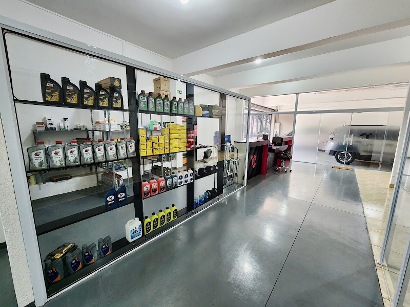 Foto 6 de Tchicas Car - Centro Automotivo