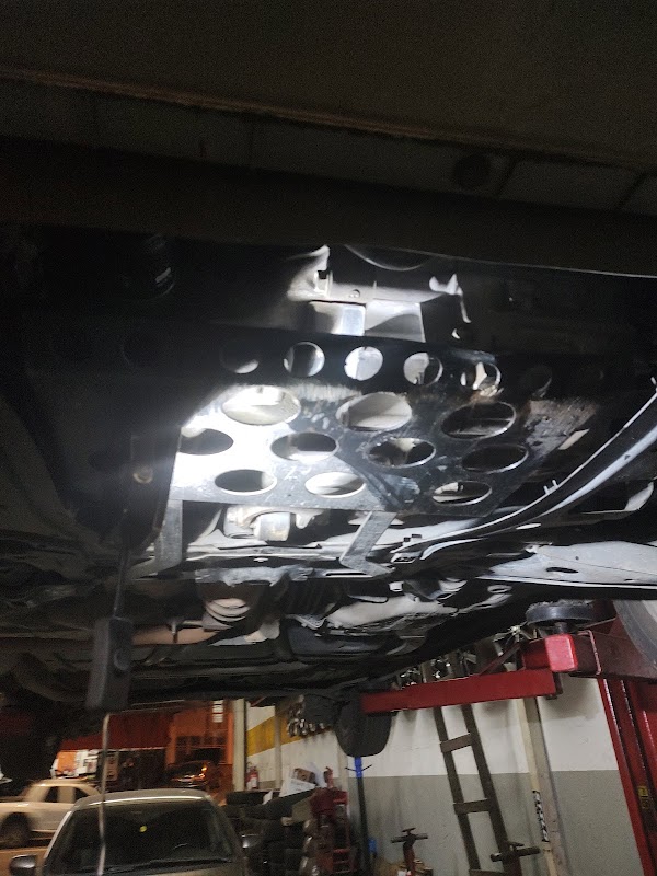 Mecânica e Borracharia Analuz - Oficina Mecânica em Cocaia, Guarulhos/SP - Foto 2