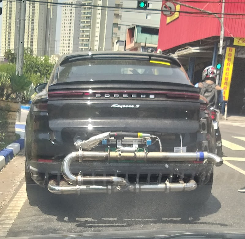 Borracharia Reformas De Rodas - Oficina Mecânica em sem-bairro, Guarulhos/SP - Foto 2