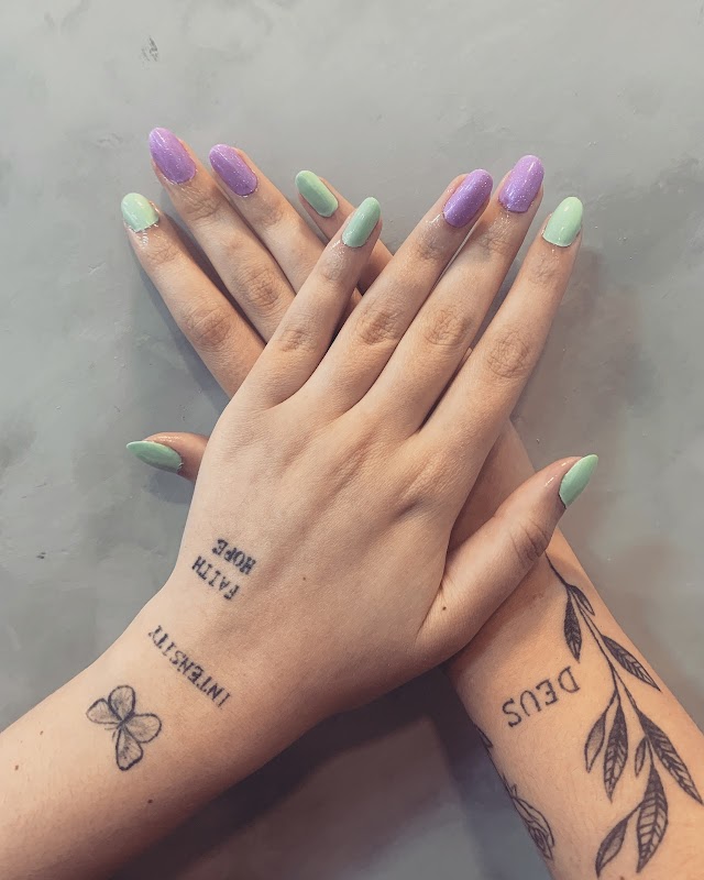 Charmy Esmalteria - Salão de Beleza em Centro, Guarulhos/SP - Foto 4