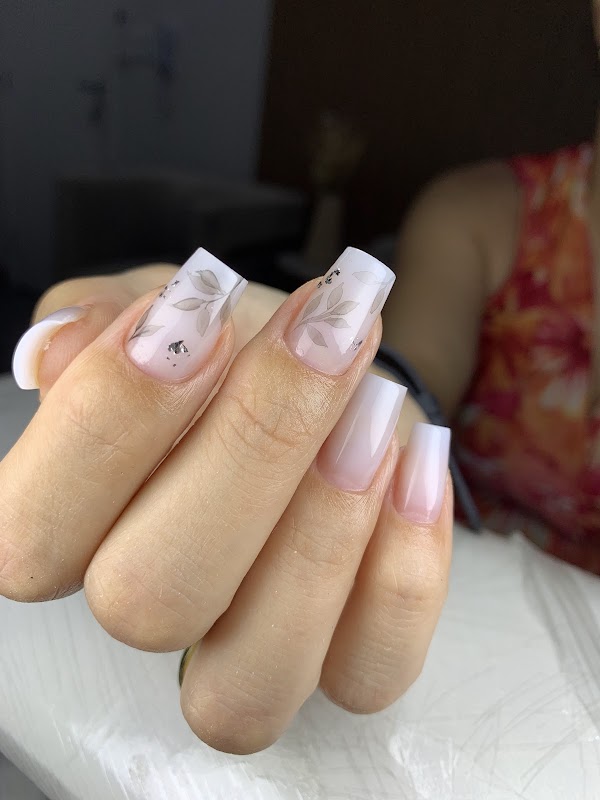 Studio Daniele Dias Nails - Salão de Beleza em Centro, Guarulhos/SP - Foto 2