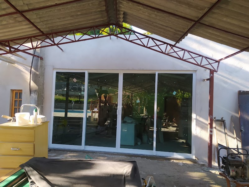 Foto 6 de RG Port - Esquadrias em Alumínio, Vidraçaria e Serralheria