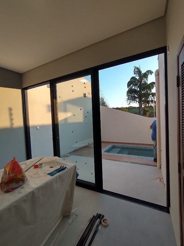 Vidraçaria e Serralheria de alumínio - Veloso Esquadrias (Vila Rio) - Serralheria em Vila Rio, Guarulhos/SP - Foto 3